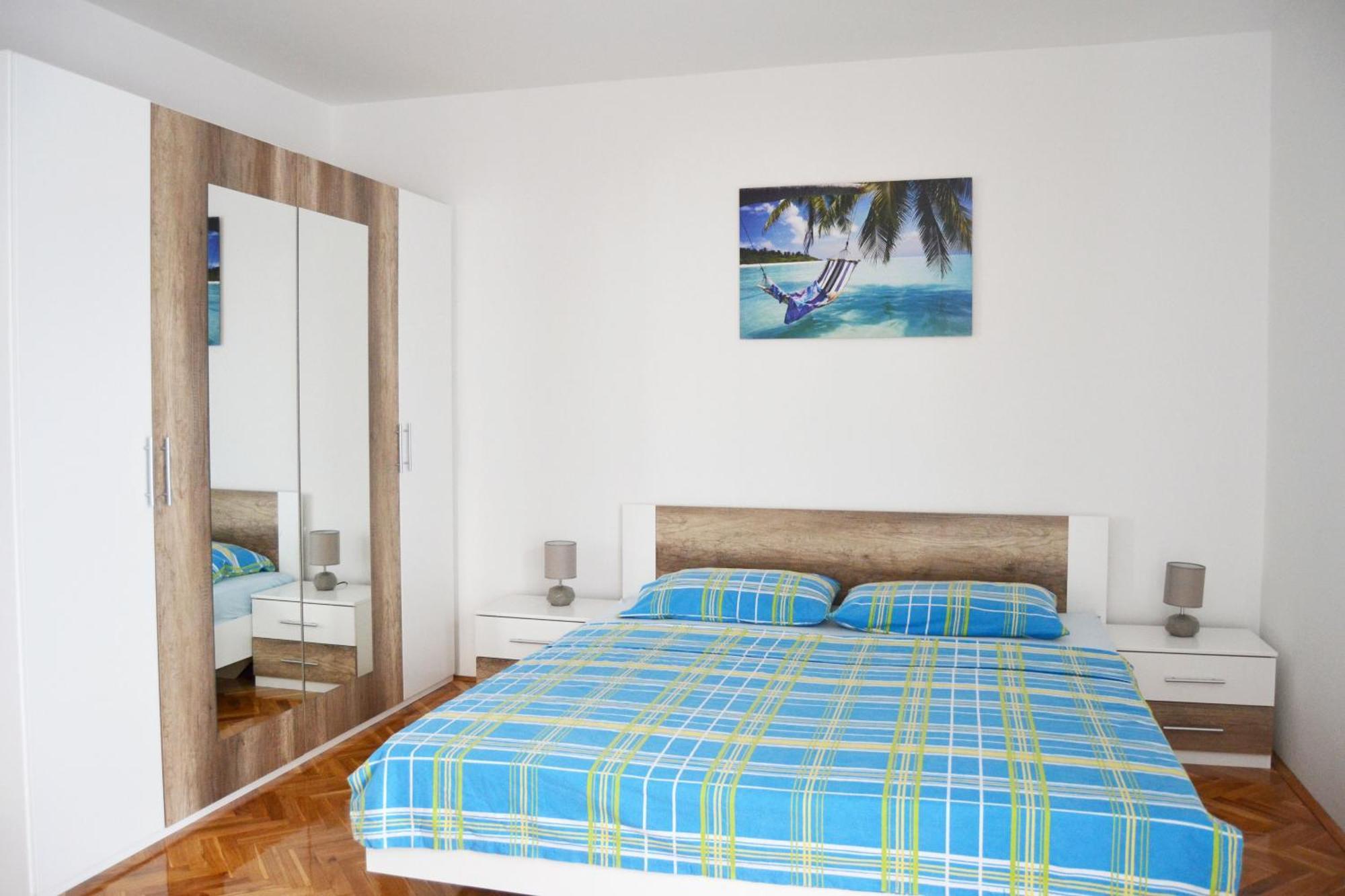 Apartments Mikulic Biograd Na Moru Rom bilde