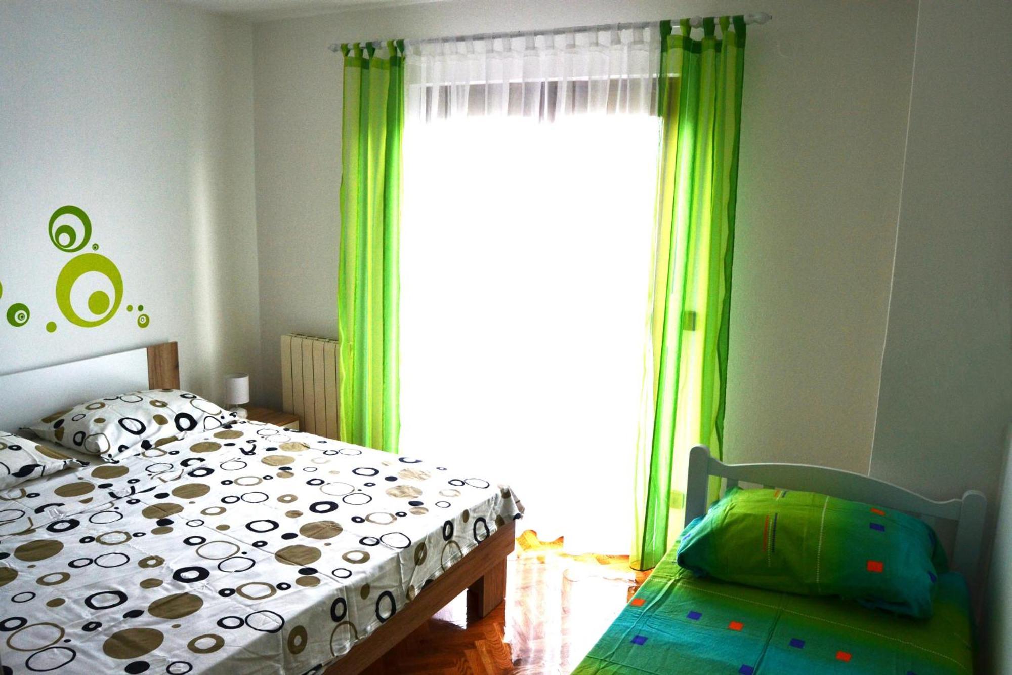 Apartments Mikulic Biograd Na Moru Rom bilde