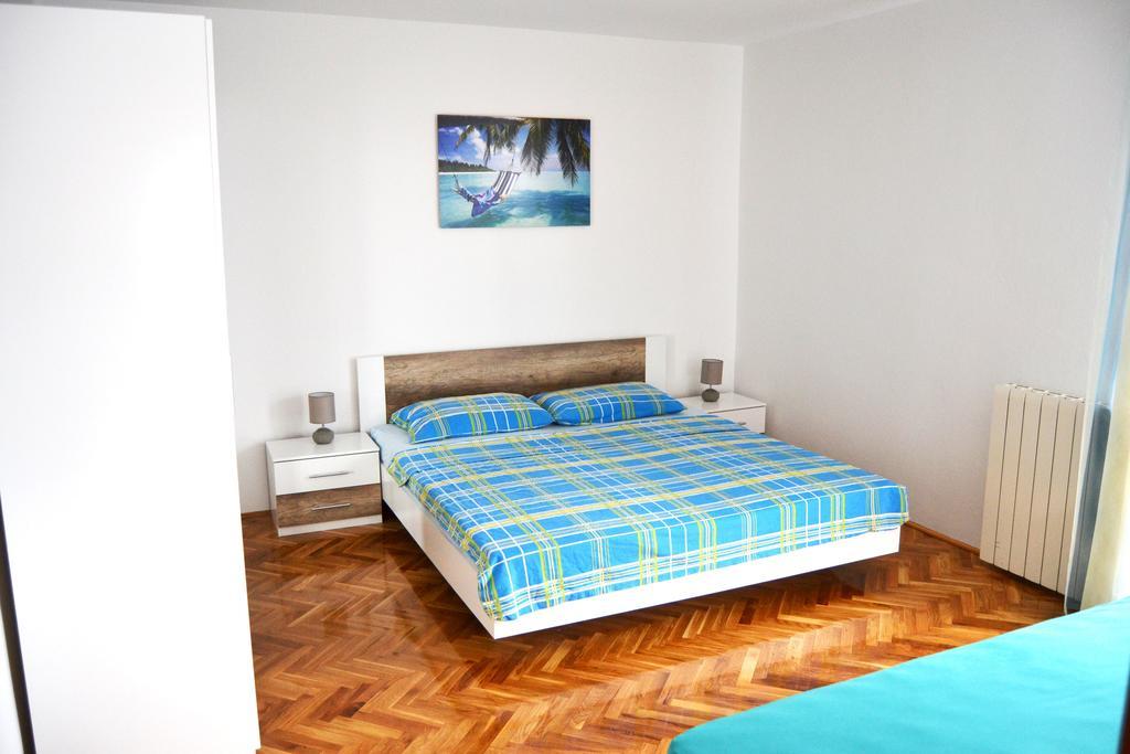 Apartments Mikulic Biograd Na Moru Eksteriør bilde